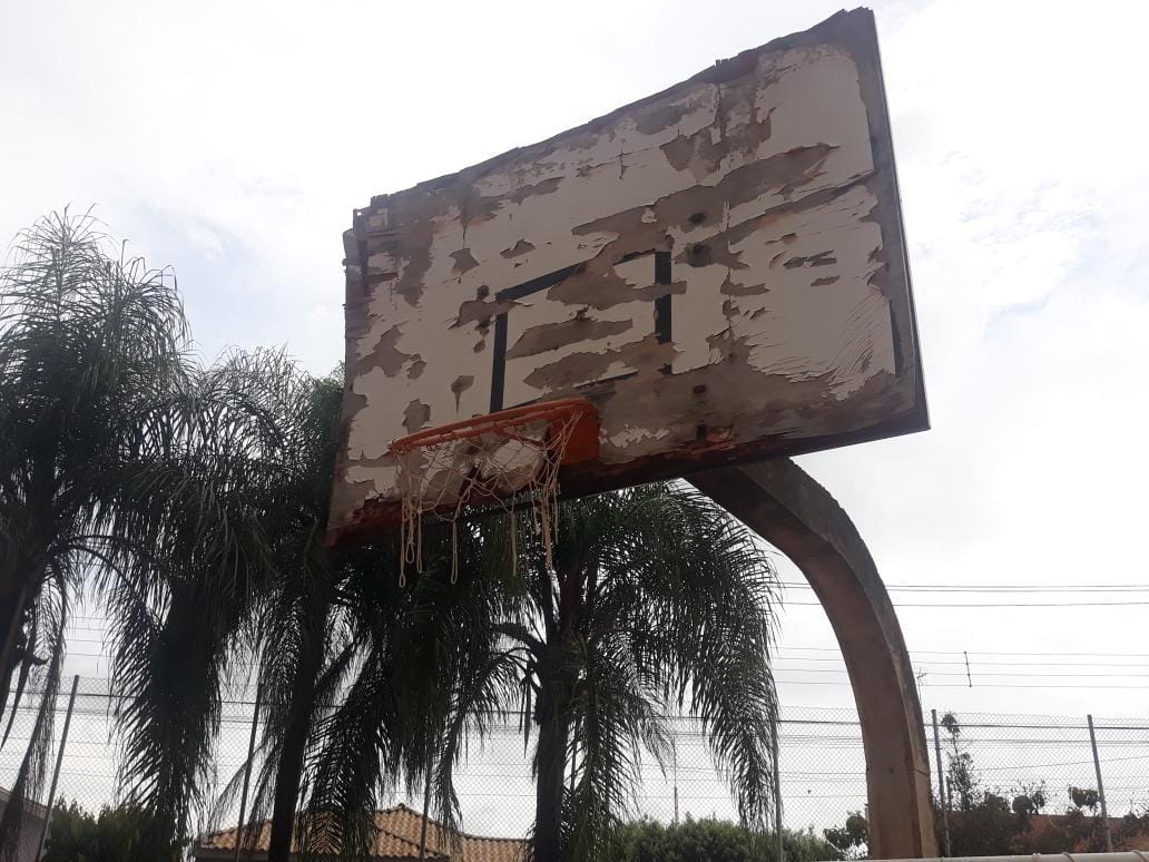 Problemas de infraestrutura afetam dezenas de unidades